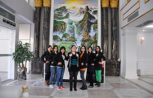 恩典皮具銷售團(tuán)隊(duì)